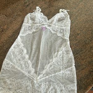 L’Agent Provocateur sexy lace chemise new, measurements added